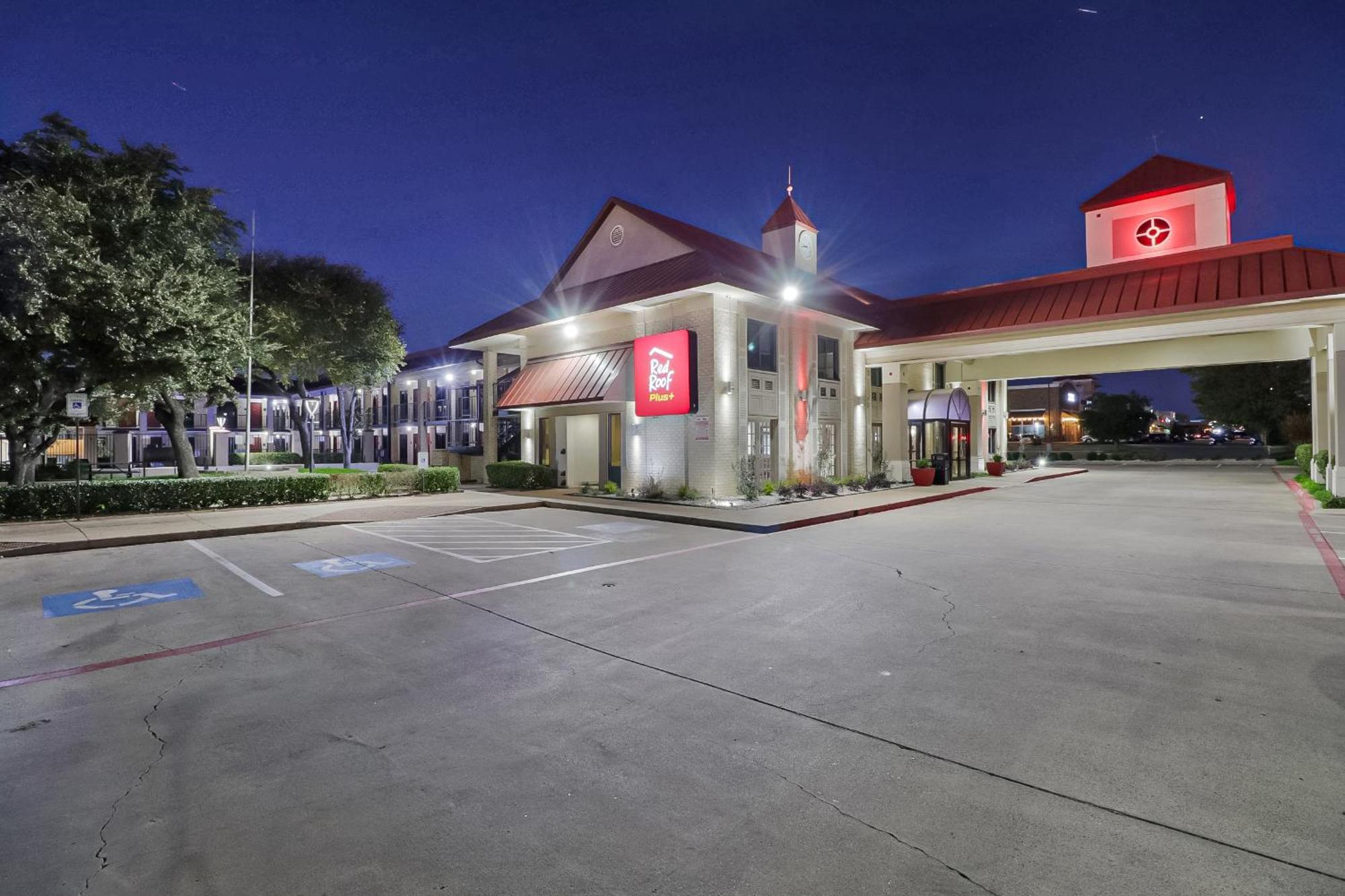 Red Roof Inn Plus+ Dallas - Addison Zewnętrze zdjęcie